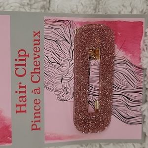 Pretty rose gold sparkle hair clip